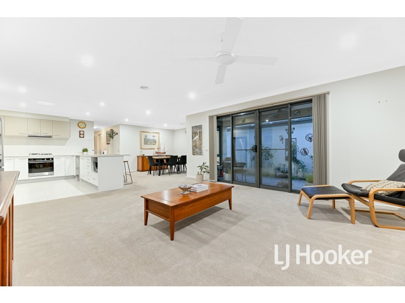 18 Lindeman Street, Berwick VIC 3806