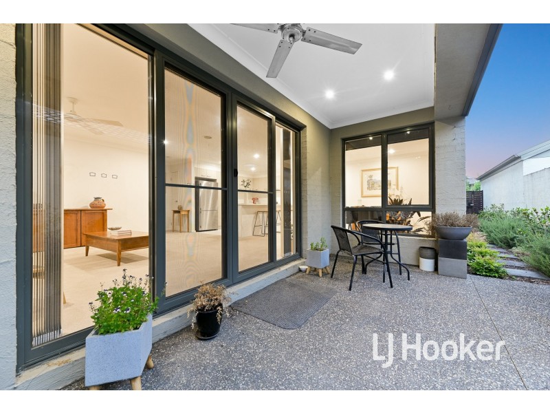 18 Lindeman Street, Berwick VIC 3806