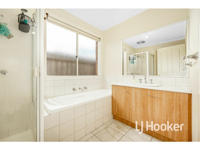 8/11-13 King Street, Pakenham VIC 3810