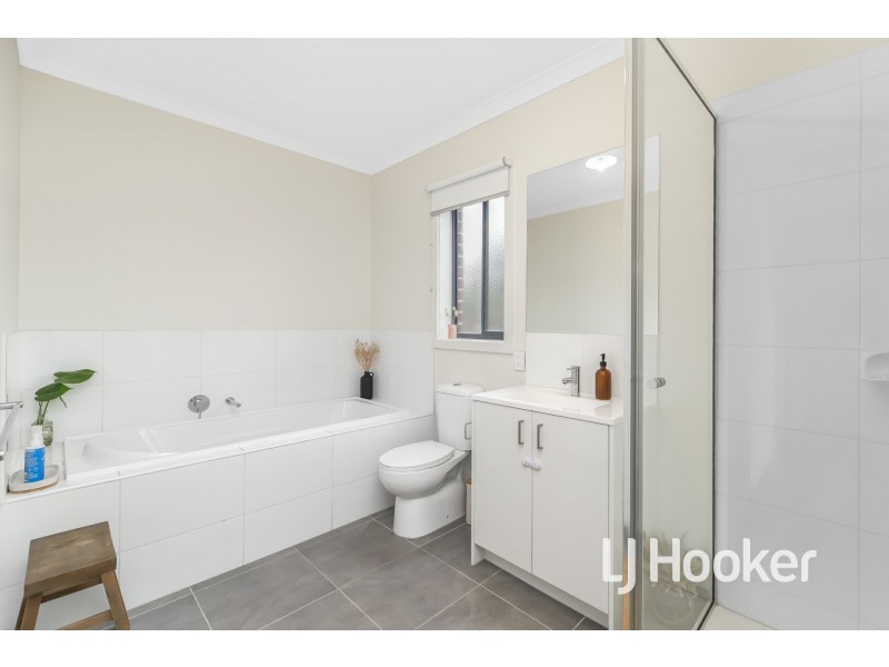 11 Allure Place, Bunyip VIC 3815