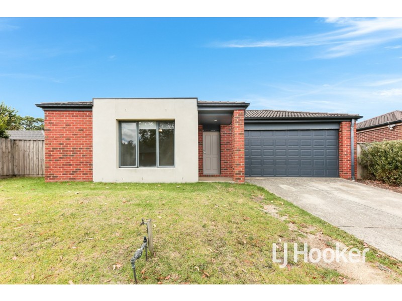 114 Ahern Road, Pakenham VIC 3810