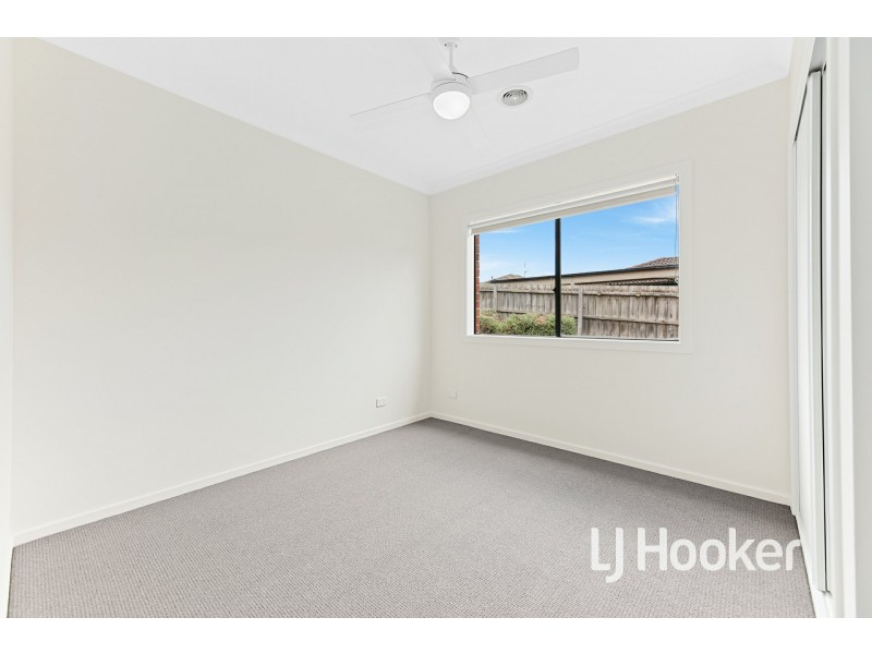 114 Ahern Road, Pakenham VIC 3810