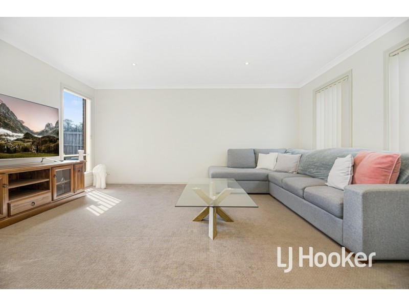 45 Thwaites Road, Pakenham VIC 3810