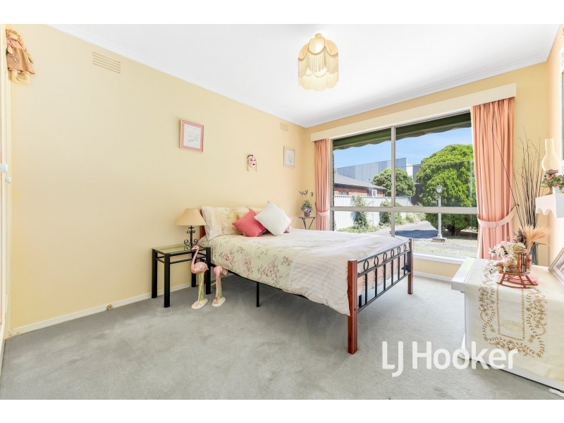 14 Henry Street, Pakenham VIC 3810