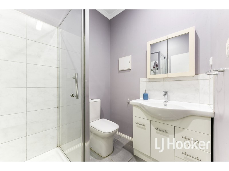 16 Browning Road, Nar Nar Goon VIC 3812