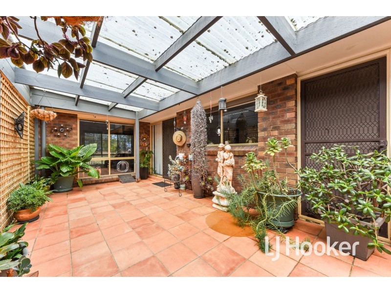 16 Browning Road, Nar Nar Goon VIC 3812