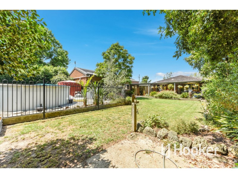 16 Browning Road, Nar Nar Goon VIC 3812