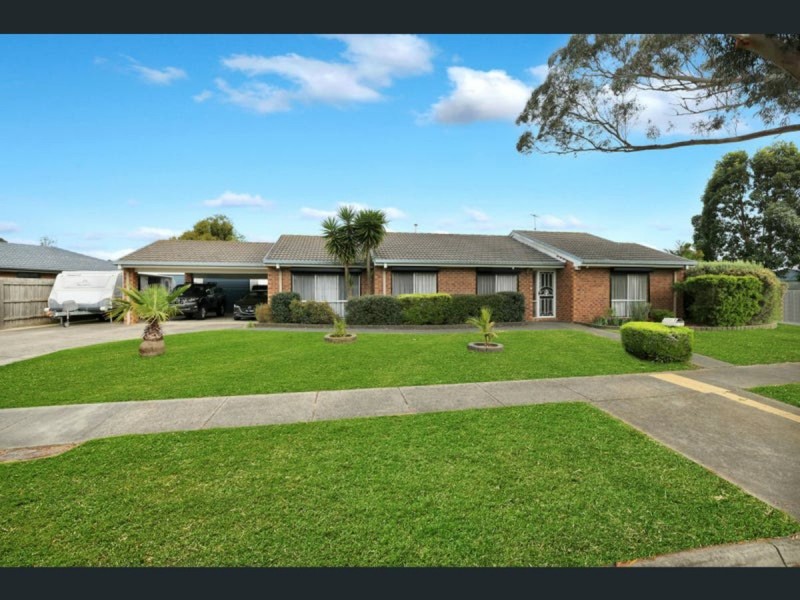 1 Harness Place, Pakenham VIC 3810