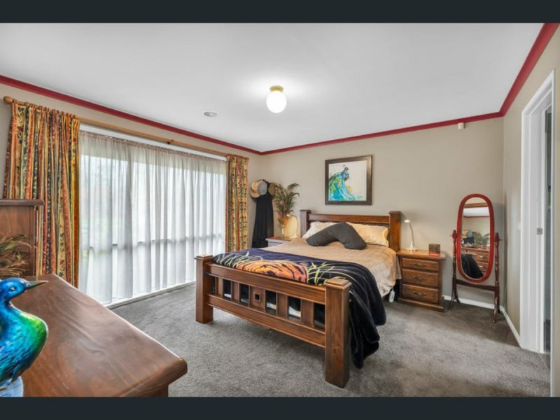 1 Harness Place, Pakenham VIC 3810