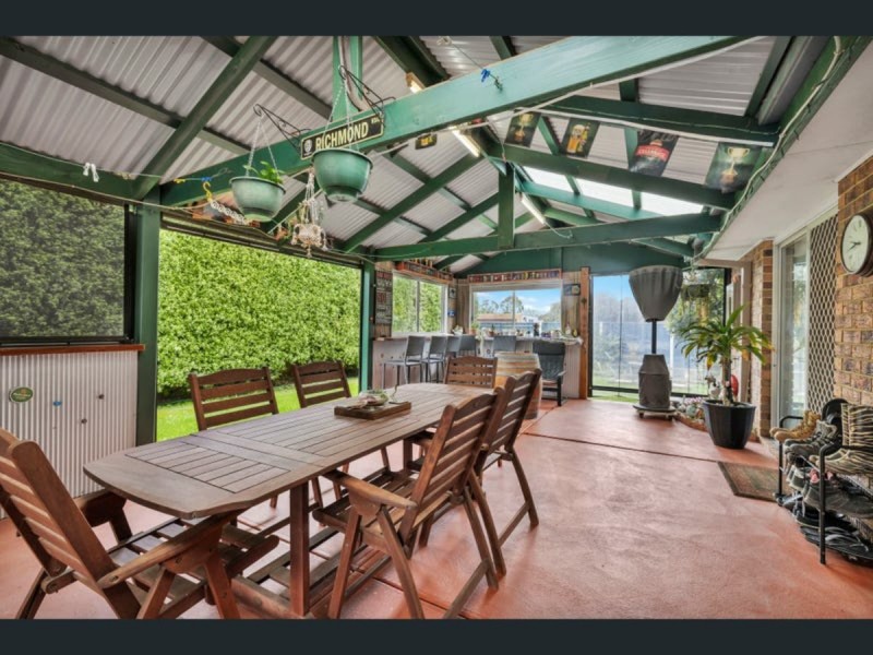 1 Harness Place, Pakenham VIC 3810
