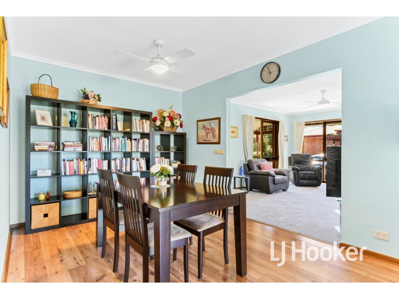 1/28A Henry Street, Pakenham VIC 3810