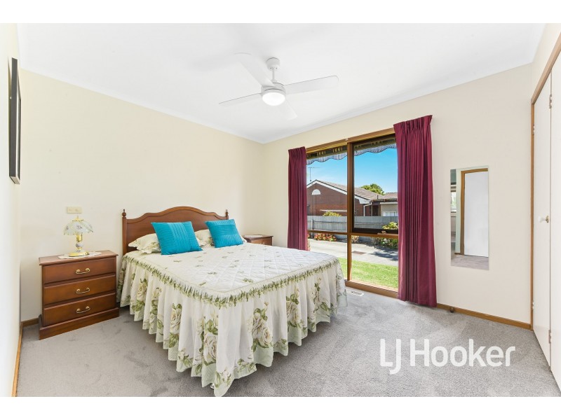 1/28A Henry Street, Pakenham VIC 3810
