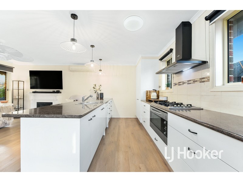 2/43 King Street, Pakenham VIC 3810