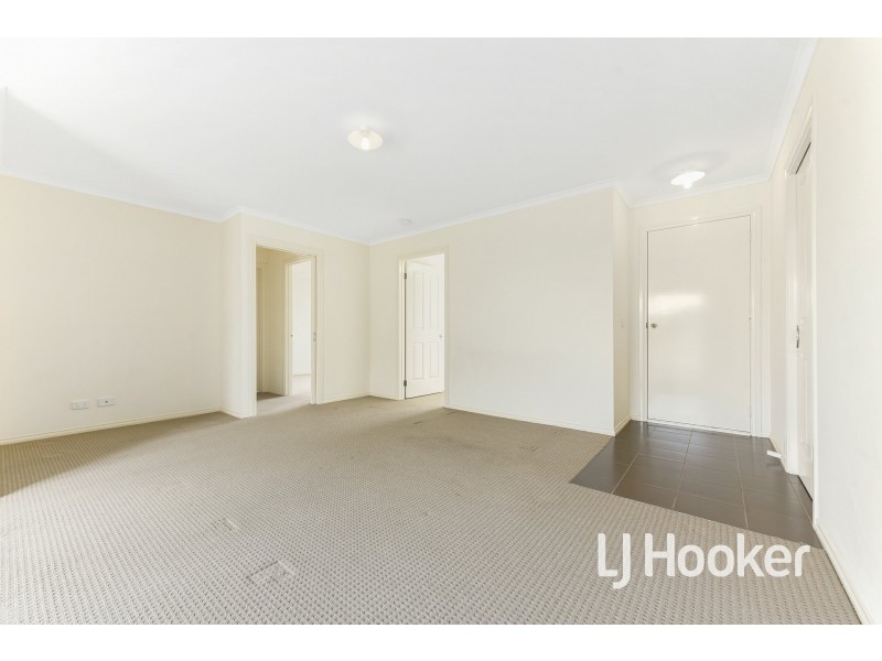 Unit 28/18 Ben Drive, Pakenham VIC 3810