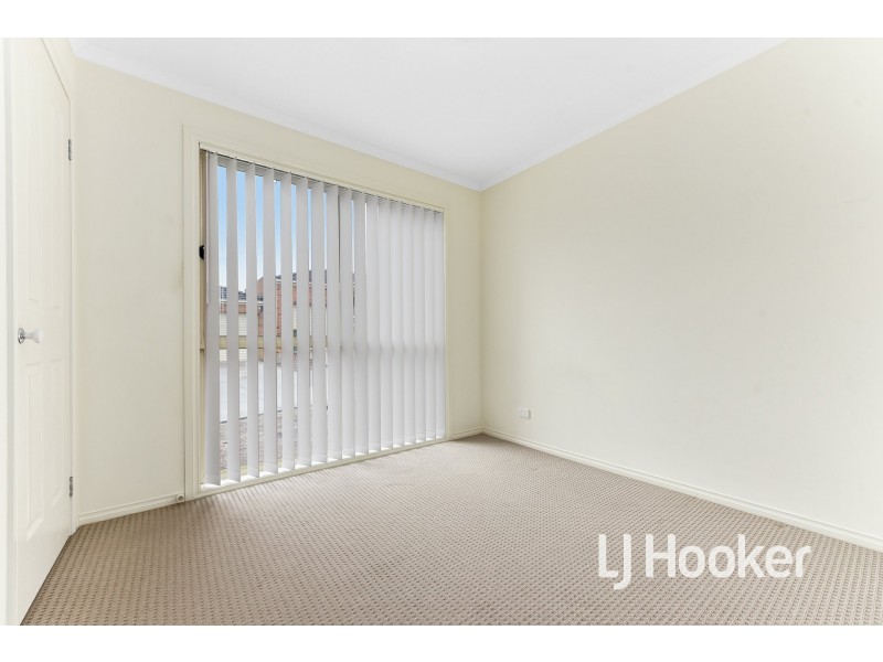 Unit 28/18 Ben Drive, Pakenham VIC 3810