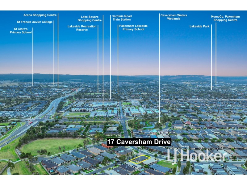 17 Caversham Drive, Pakenham VIC 3810