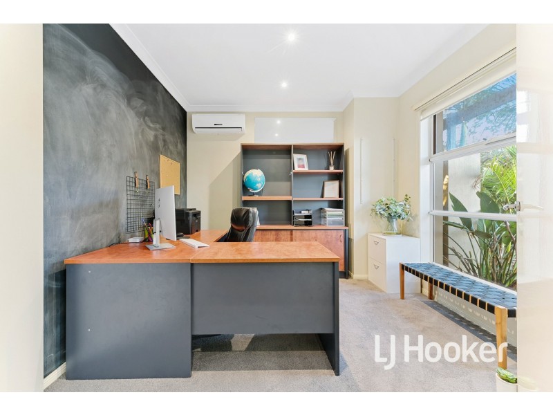 37 Britton Drive, Pakenham VIC 3810