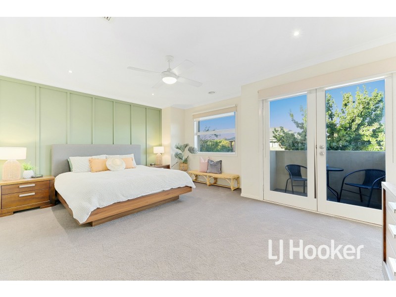 37 Britton Drive, Pakenham VIC 3810