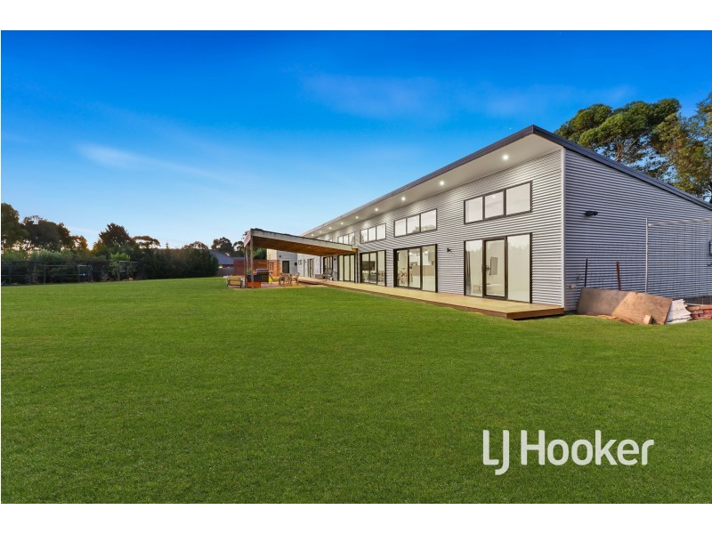 3A Meeking Drive, Pakenham VIC 3810