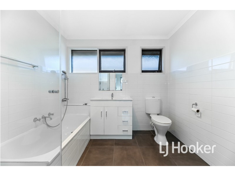 50A Cameron Way, Pakenham VIC 3810