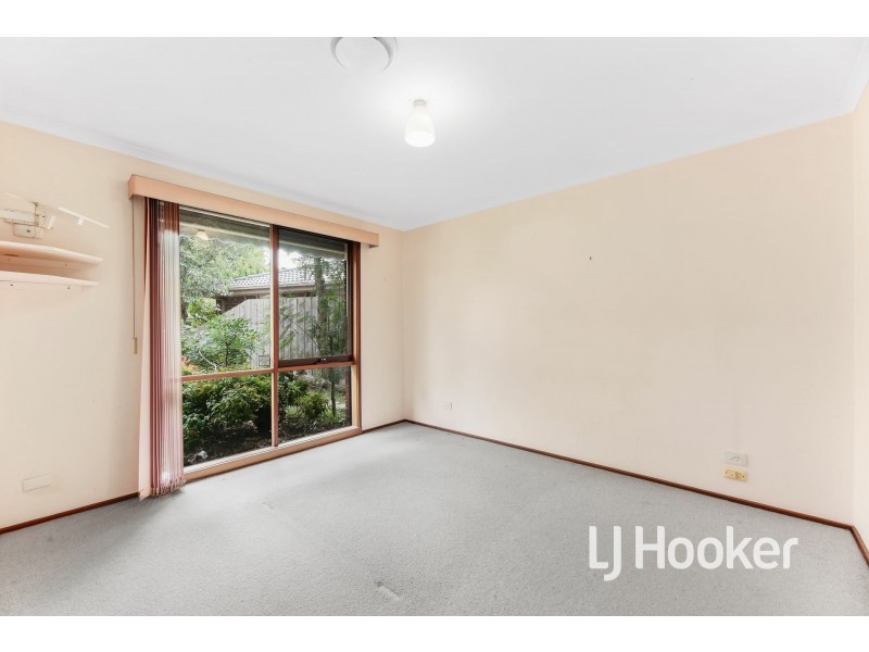 16 Eleanor Court, Pakenham VIC 3810