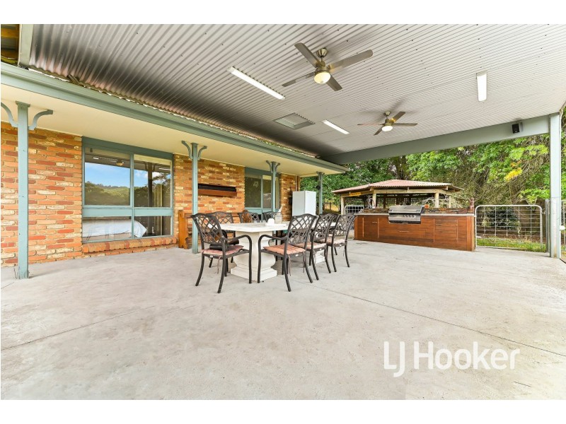 855 Toomuc Valley Road, Pakenham Upper VIC 3810