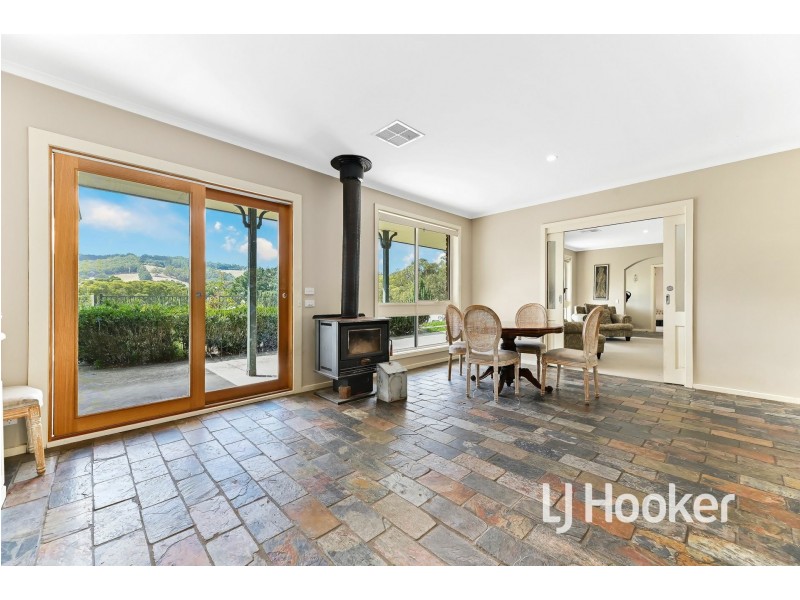 855 Toomuc Valley Road, Pakenham Upper VIC 3810