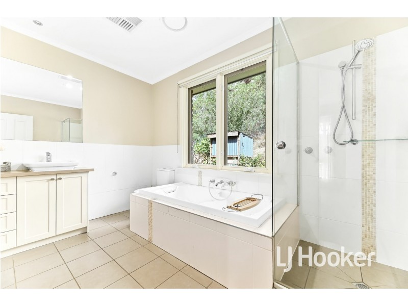 855 Toomuc Valley Road, Pakenham Upper VIC 3810