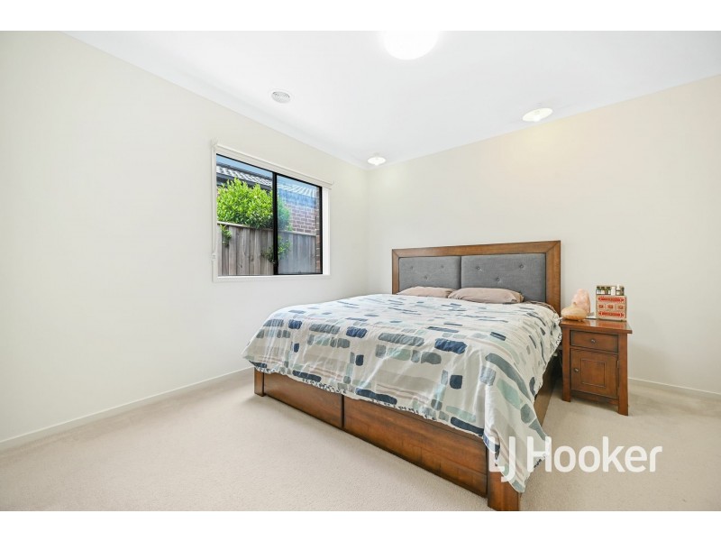 18 Austen Avenue, Officer VIC 3809