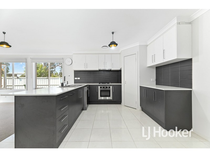 46 Henry Street, Pakenham VIC 3810