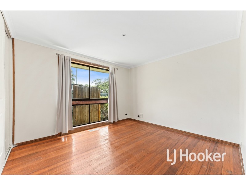 2 Irving Road, Pakenham VIC 3810