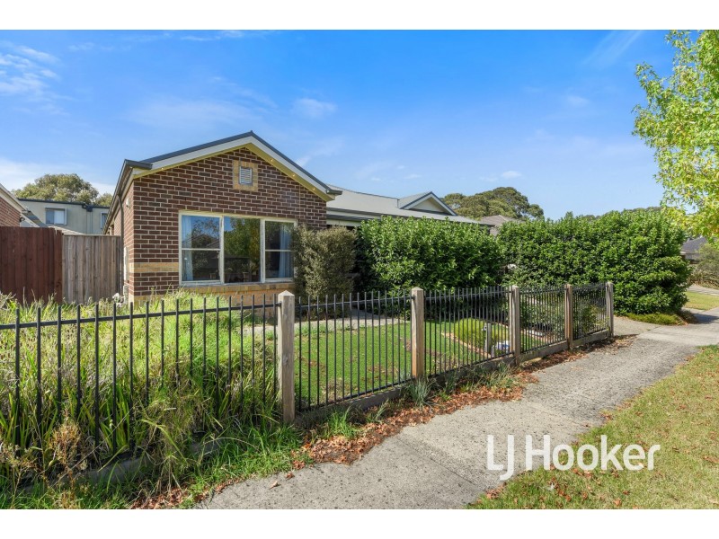 5 Sabina Road, Officer VIC 3809