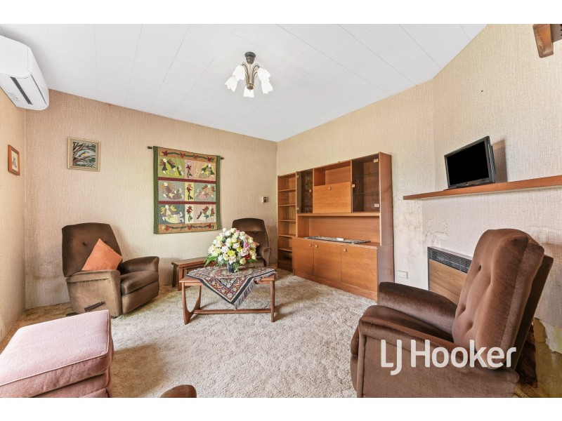 44 Railway Avenue, Tynong VIC 3813