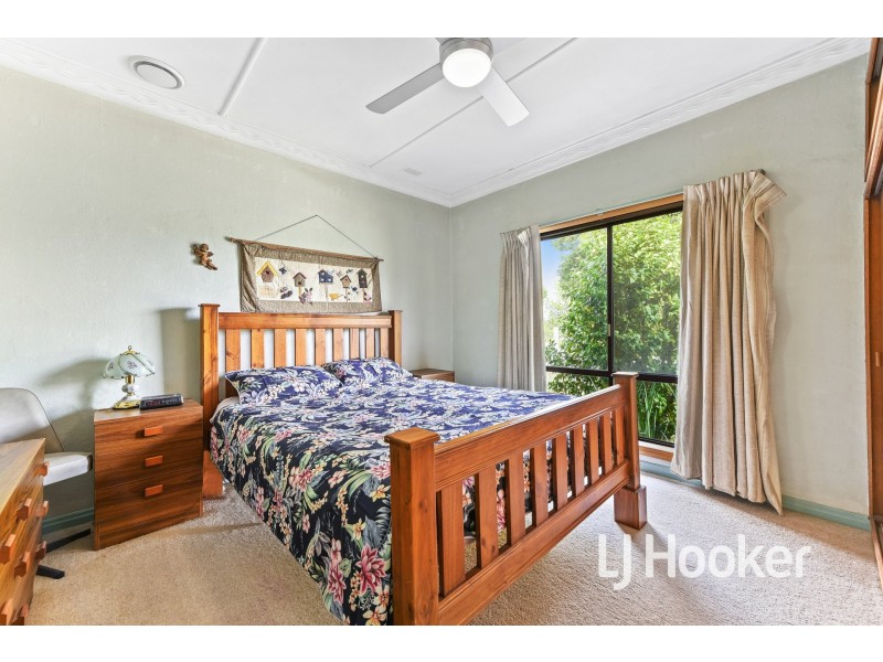 44 Railway Avenue, Tynong VIC 3813