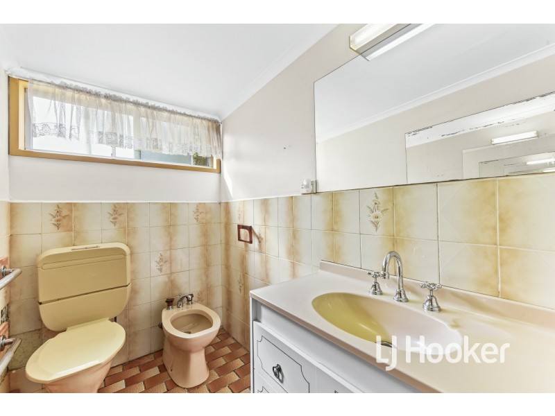 44 Railway Avenue, Tynong VIC 3813