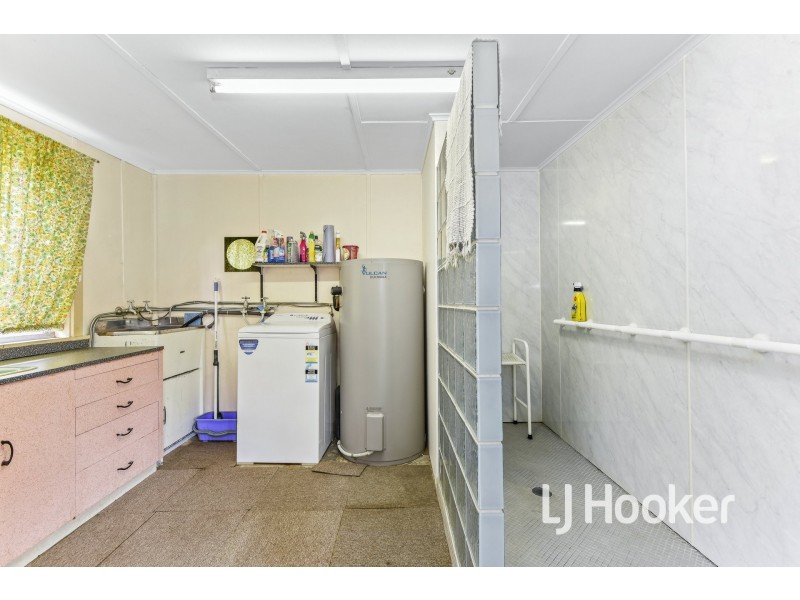 44 Railway Avenue, Tynong VIC 3813