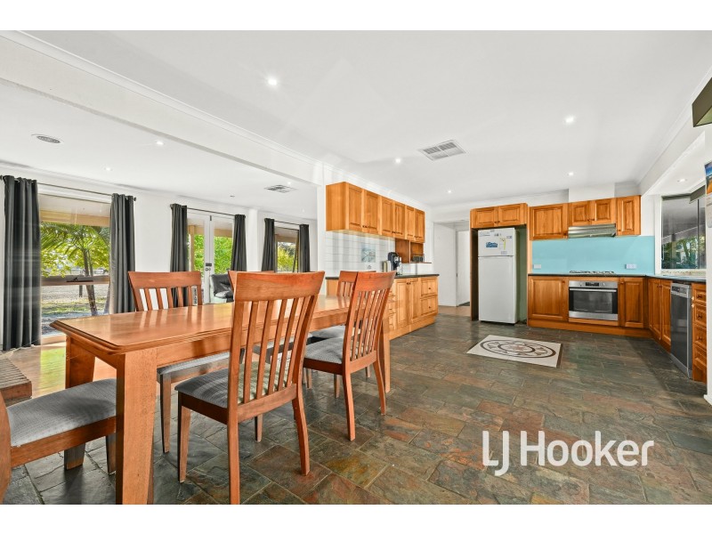 260 Fourteen Mile Road, Garfield VIC 3814