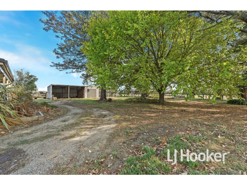 260 Fourteen Mile Road, Garfield VIC 3814