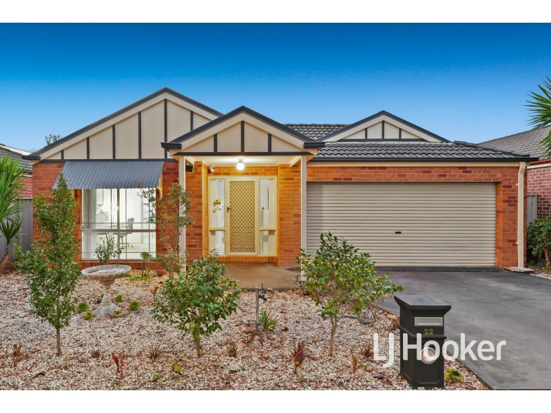 22 Wonboyn Close, Pakenham VIC 3810
