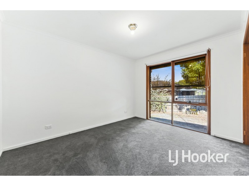 6 Highview Court, Pakenham VIC 3810