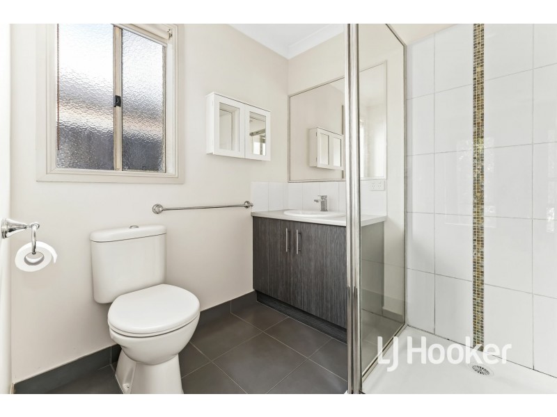 45 Thwaites Road, Pakenham VIC 3810