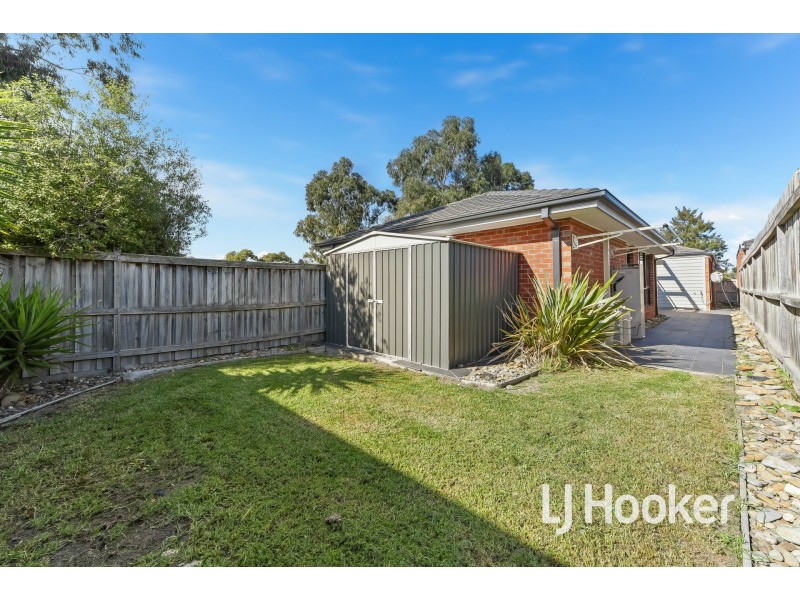 11 Verdant Avenue, Officer VIC 3809