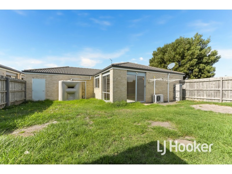 1/7 Melissa Way, Pakenham VIC 3810