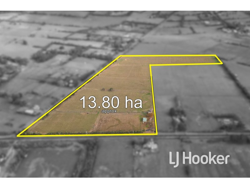 100 Thirteen Mile Road, Garfield VIC 3814