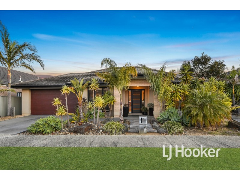 37 Cormorant Parade, Pakenham VIC 3810