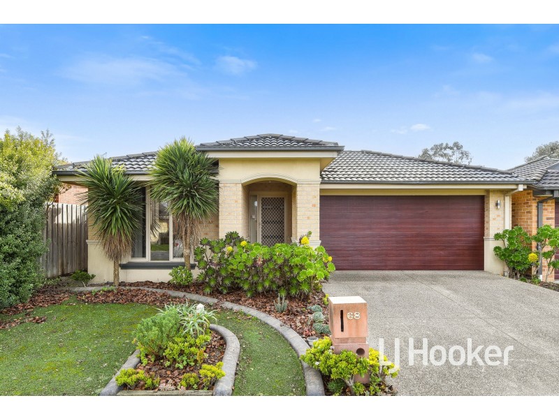 68 Melissa Way, Pakenham VIC 3810