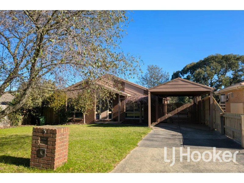 5 Nathan Court, Pakenham VIC 3810
