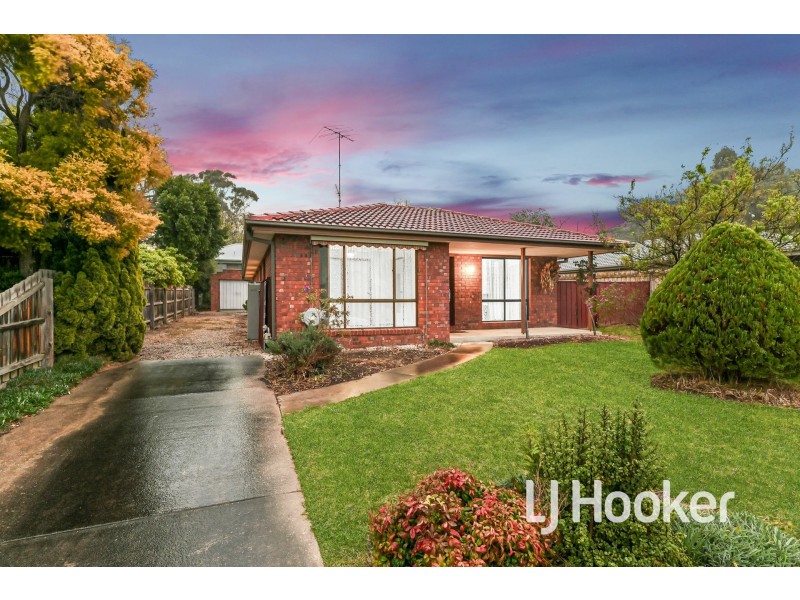 7 Damien Court, Pakenham VIC 3810