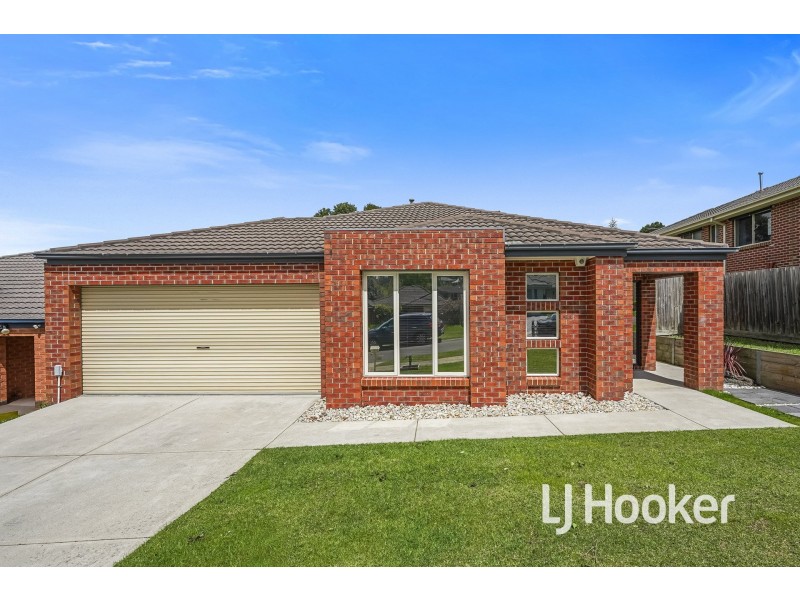 19 Shetland Court, Pakenham VIC 3810