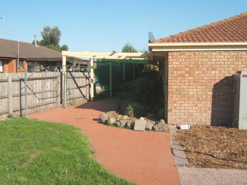 41 Kingston Avenue, Pakenham VIC 3810